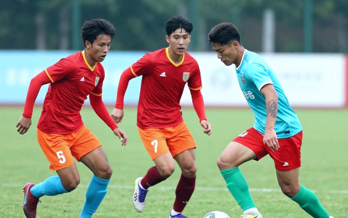 Kỳ chuyển nhượng và bài toán dữ liệu trẻ: Khi phóng viên cần một tấm bản đồ in trước mùa giải